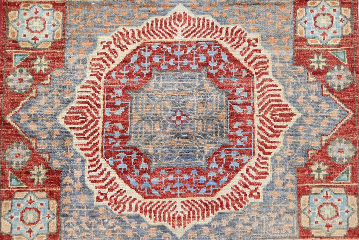 red Runner rug 2' 6" x 9' 4"