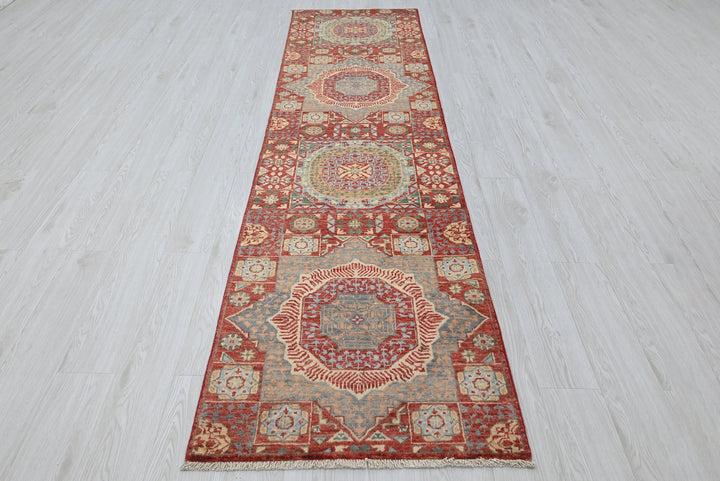 red Runner rug 2' 6" x 9' 4"