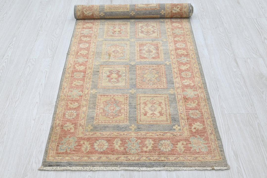 gray Runner rug 2' 7" x 8' 0"