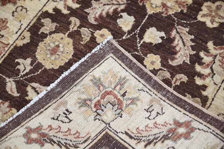brown Medium rug 2' 7" x 6' 9"