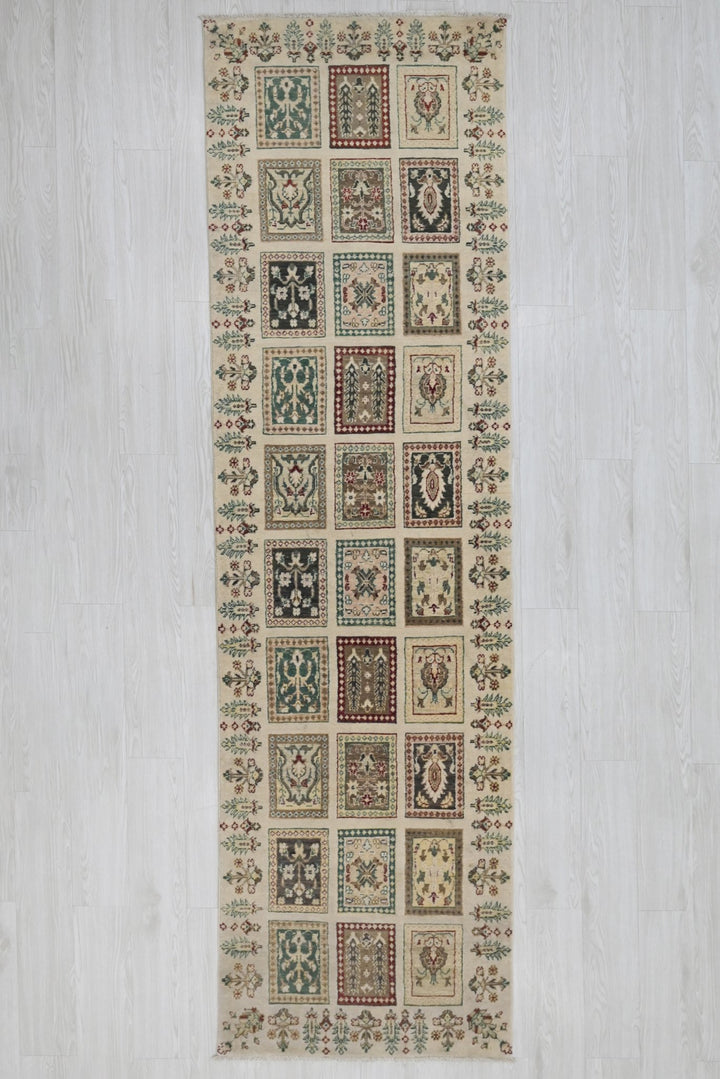 white Runner rug 2' 7" x 10' 3"