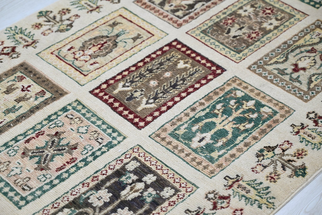 white Runner rug 2' 7" x 10' 3"
