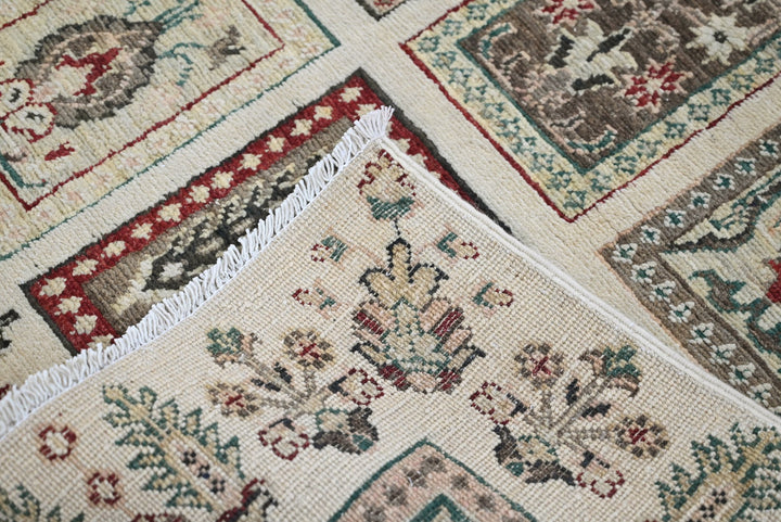 white Runner rug 2' 7" x 10' 3"