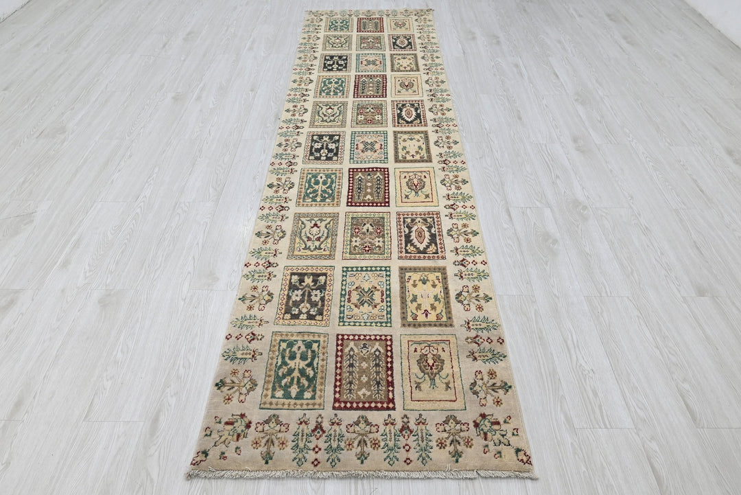 white Runner rug 2' 7" x 10' 3"