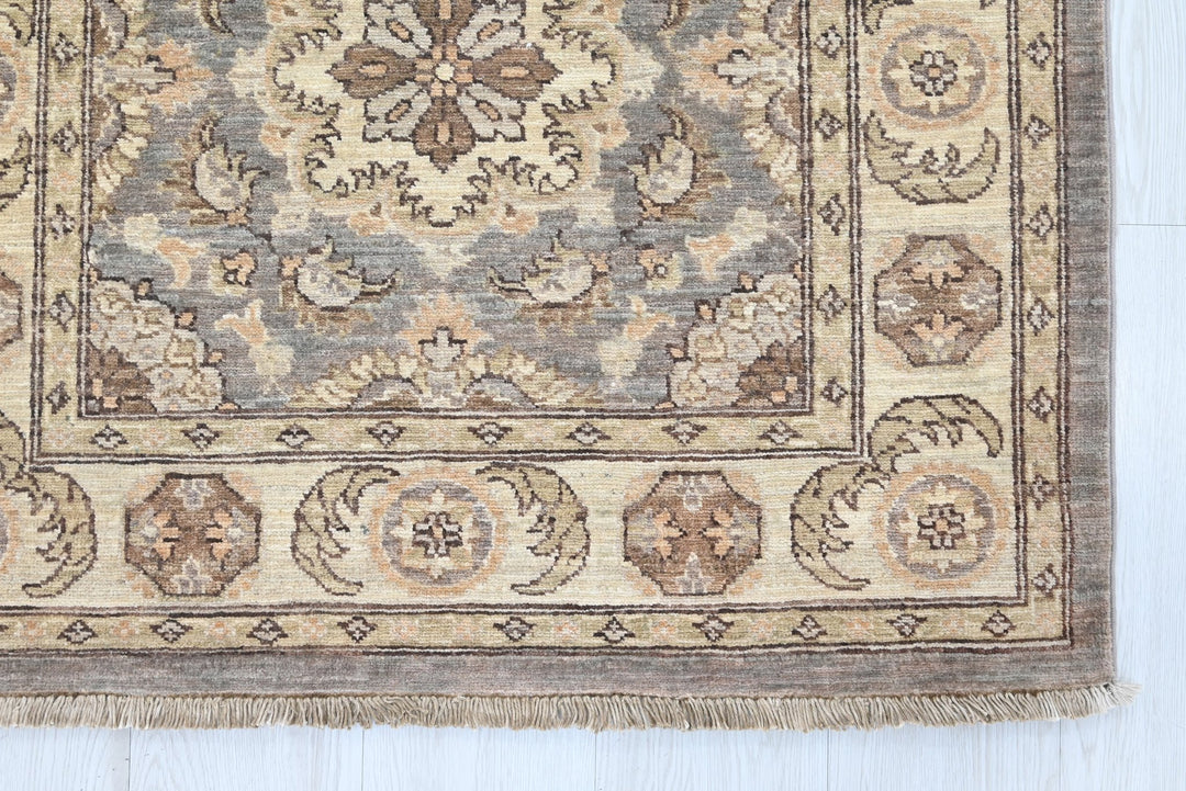 gray Runner rug 2' 9" x 10' 0"