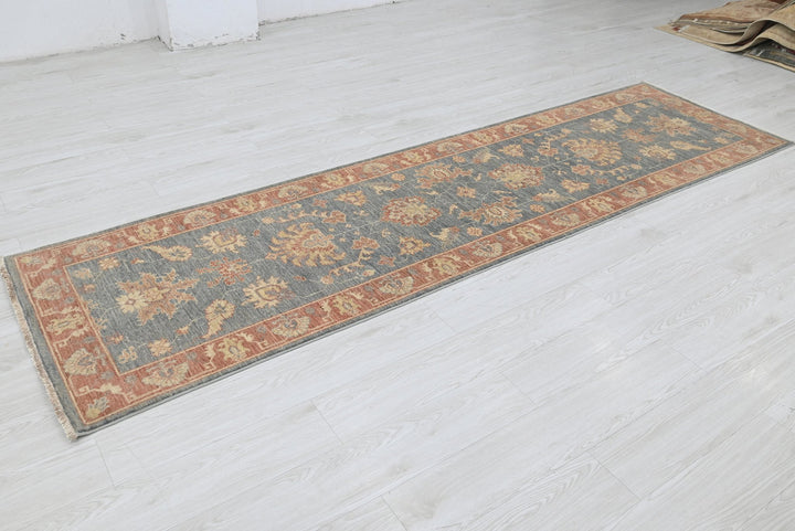 gray Runner rug 2' 7" x 9' 8"