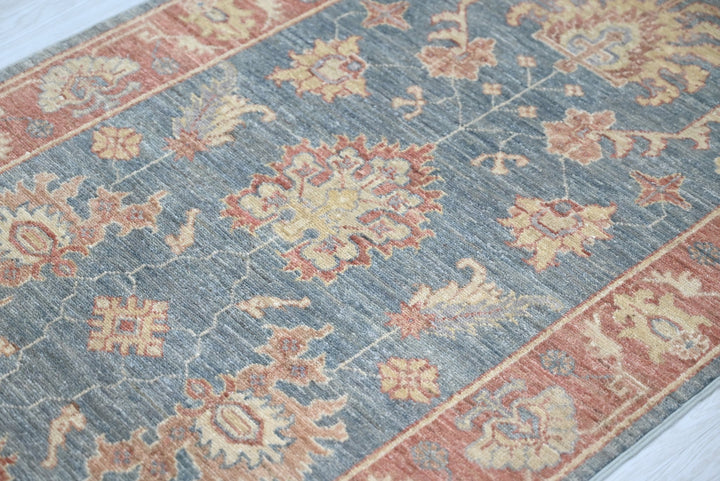 gray Runner rug 2' 7" x 9' 8"