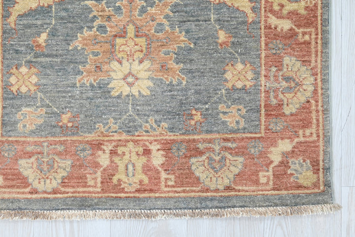 gray Runner rug 2' 7" x 9' 8"