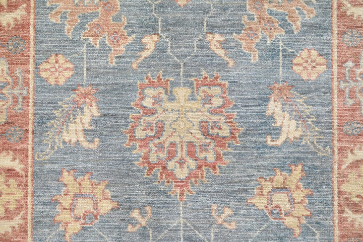 gray Runner rug 2' 7" x 9' 8"