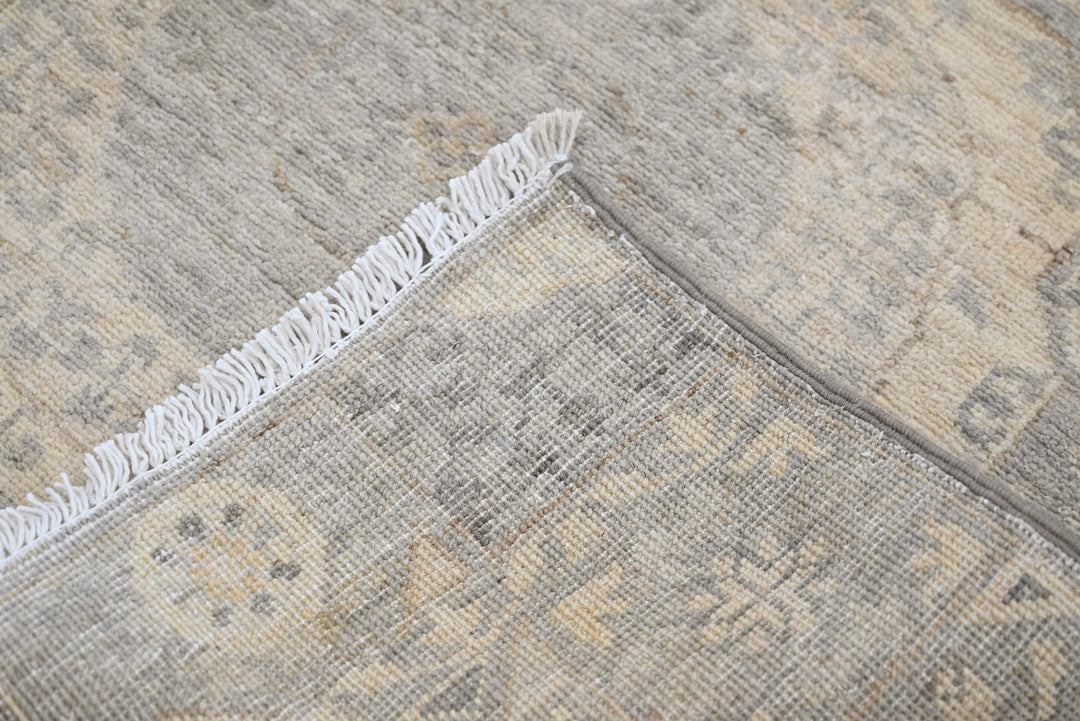 gray Runner rug 2' 7" x 10' 5"