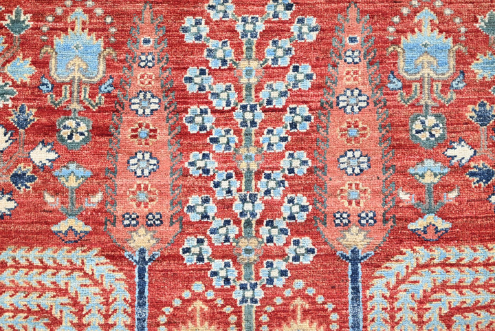 red Runner rug 2' 7" x 9' 8"