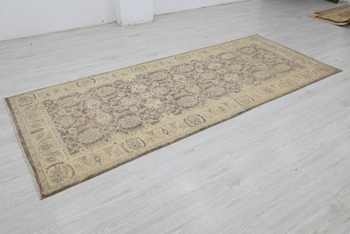 brown Runner rug 3' 11" x 9' 8"