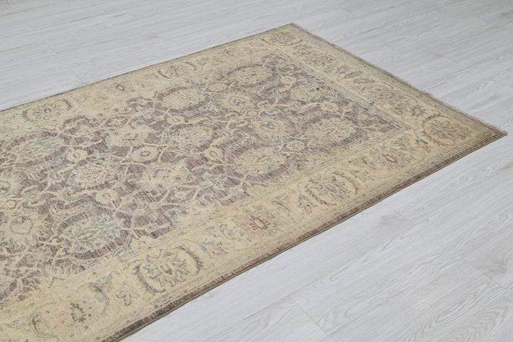brown Runner rug 3' 11" x 9' 8"