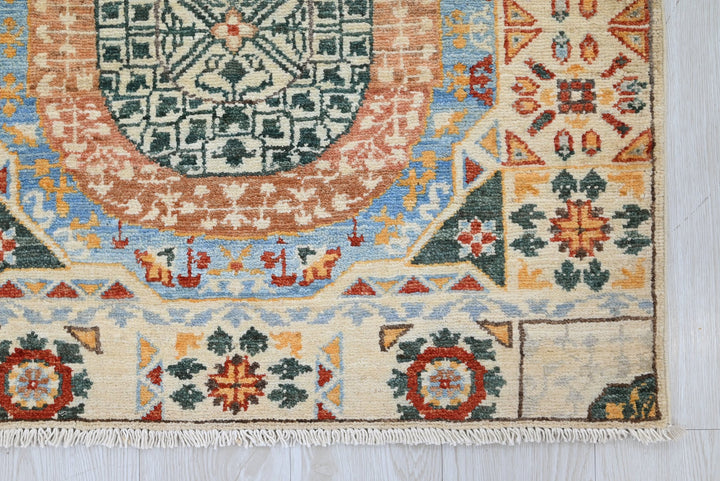 white Runner rug 2' 9" x 8' 10"