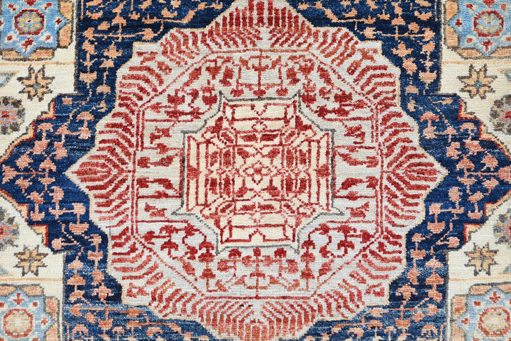 white Runner rug 2' 9" x 8' 10"