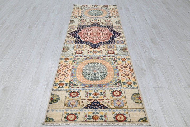 white Runner rug 2' 9" x 8' 10"