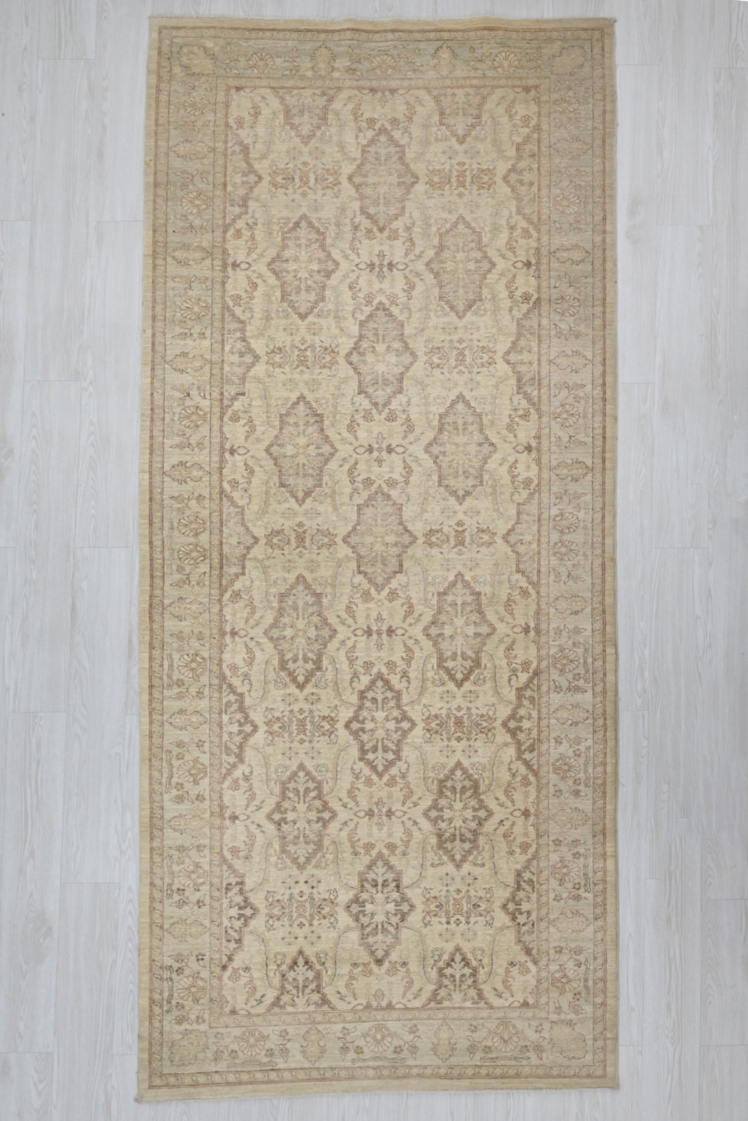 brown Runner rug 4' 1" x 9' 8"