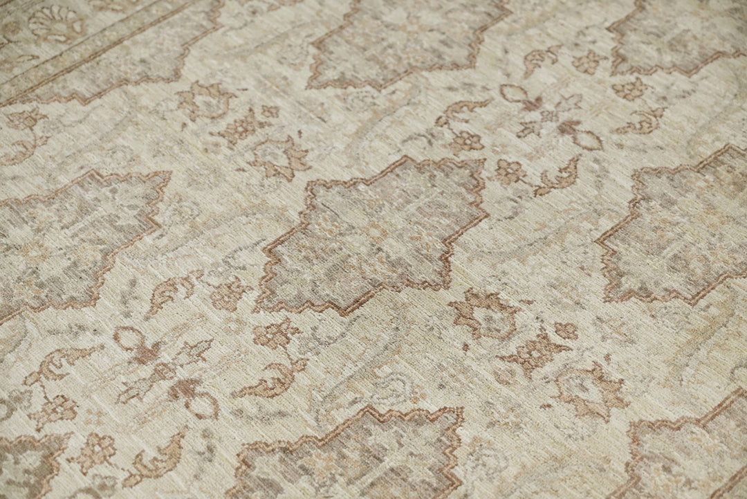 brown Runner rug 4' 1" x 9' 8"