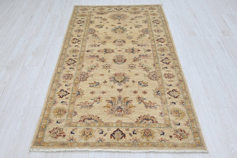 brown Accent rug 3' 3" x 6' 4"