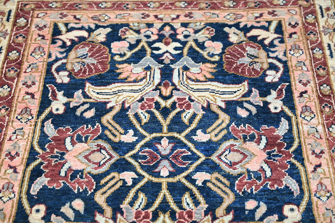 blue Accent rug 3' 5" x 4' 10"