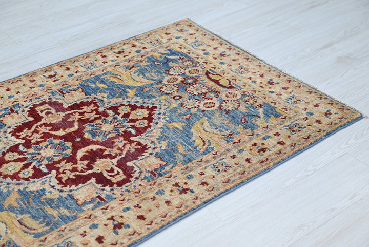 blue Accent rug 3' 0" x 4' 10"