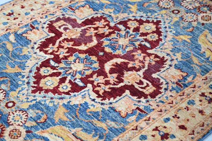 blue Accent rug 3' 0" x 4' 10"