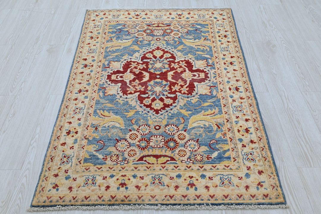 blue Accent rug 3' 0" x 4' 10"