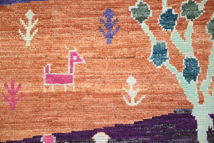 orange Accent rug 2' 10" x 4' 9"