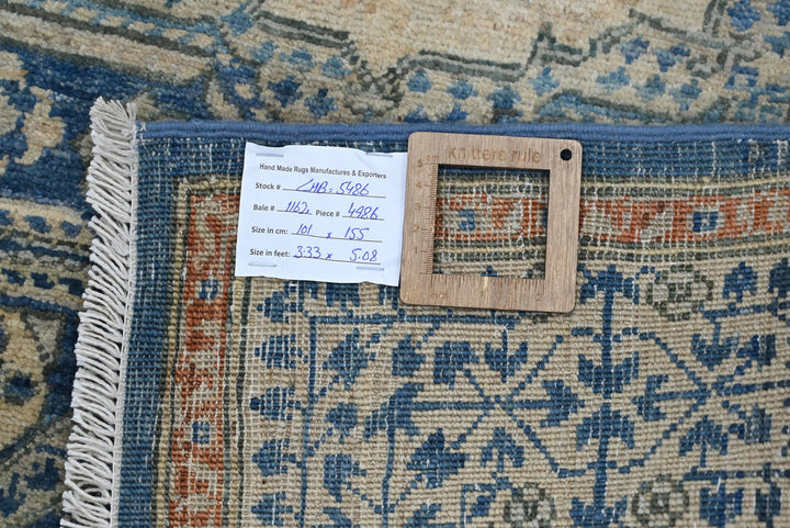blue Accent rug 3' 4" x 5' 1"
