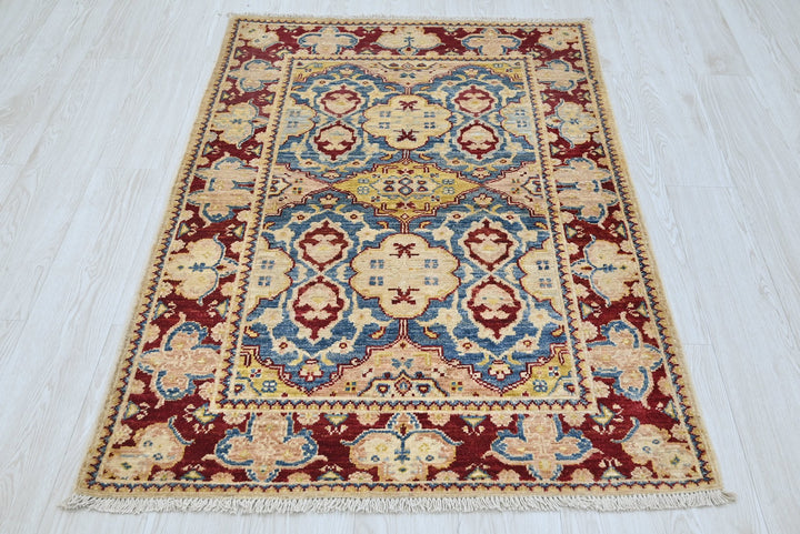 red Accent rug 3' 2" x 4' 10"