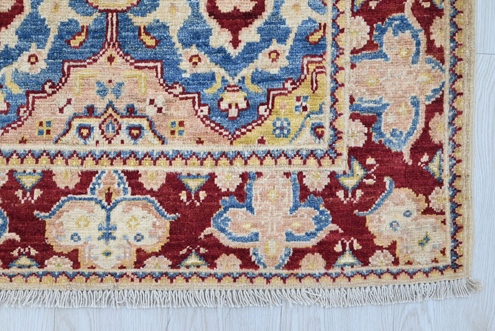 red Accent rug 3' 2" x 4' 10"