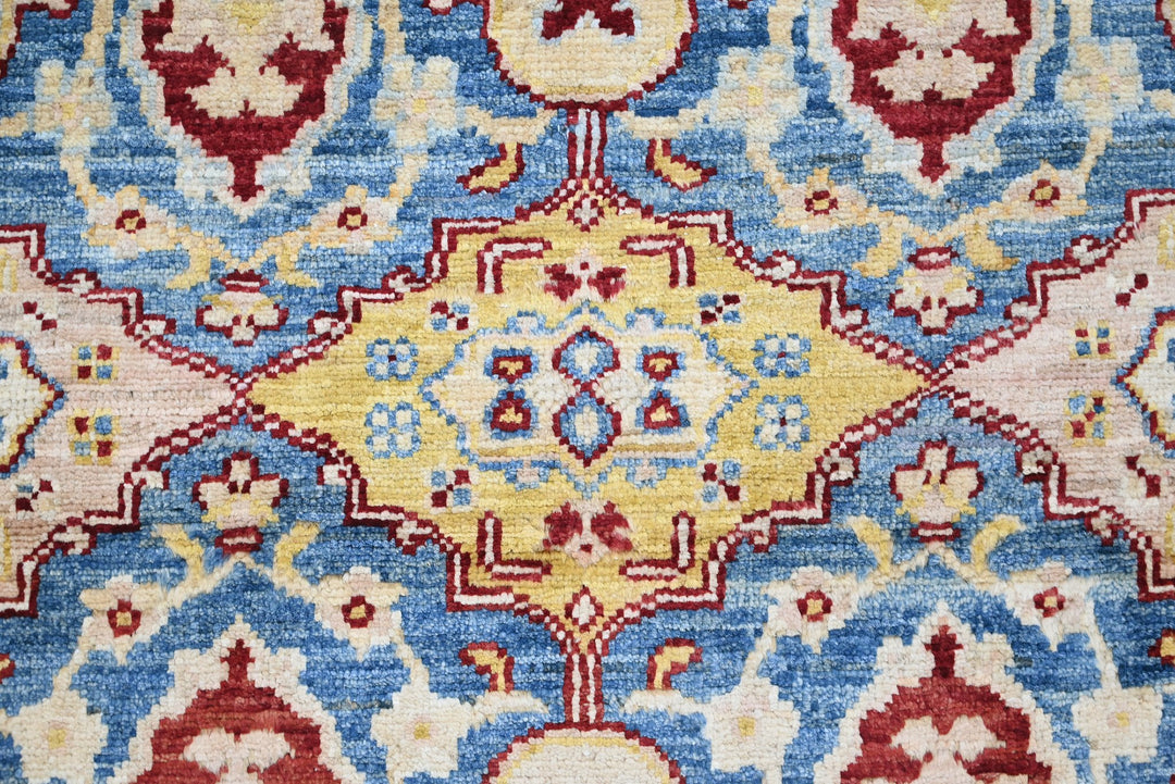red Accent rug 3' 2" x 4' 10"
