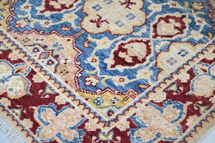 red Accent rug 3' 2" x 4' 10"