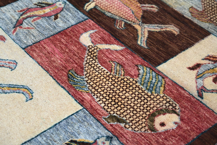 brown Accent rug 3' 1" x 5' 0"