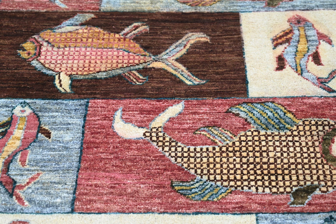 brown Accent rug 3' 1" x 5' 0"