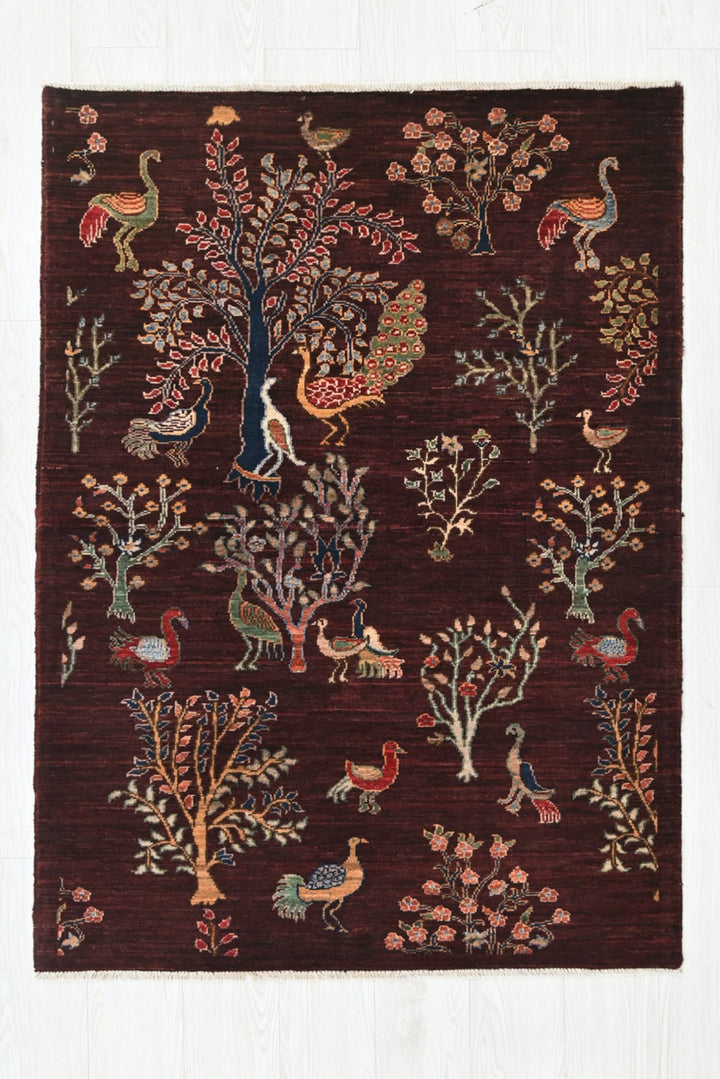 brown Accent rug 3' 4" x 4' 11"