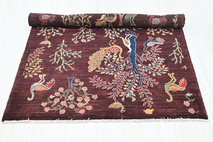 brown Accent rug 3' 4" x 4' 11"