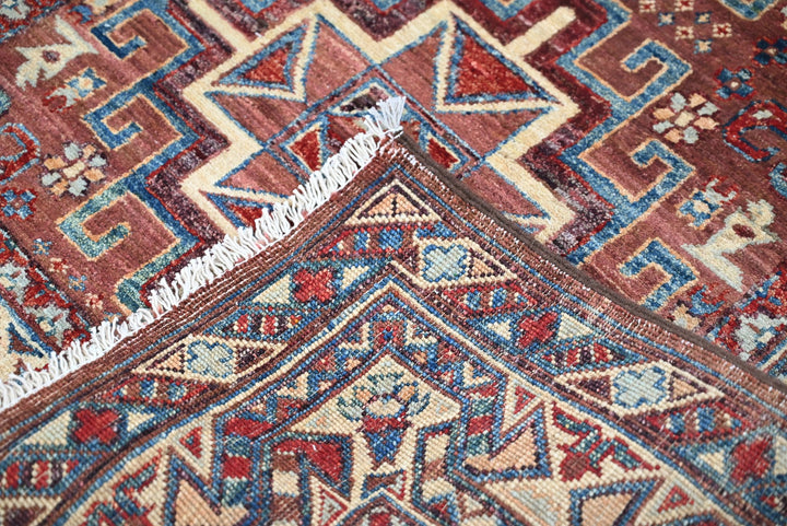 brown Accent rug 3' 3" x 4' 9"