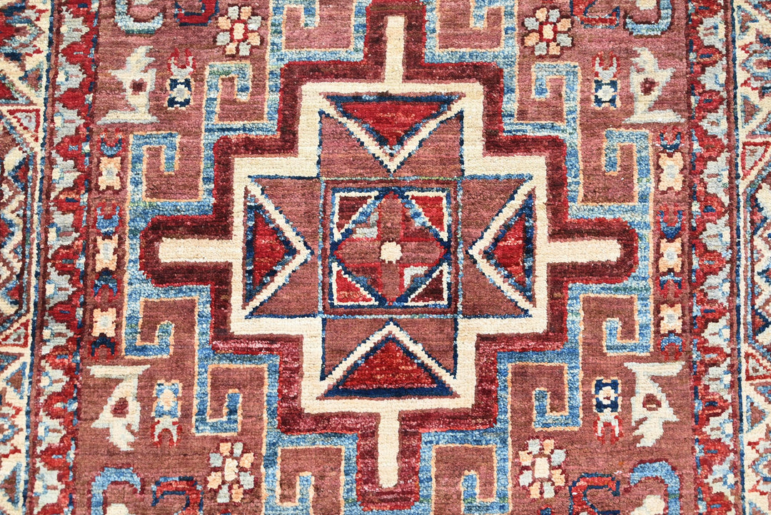 brown Accent rug 3' 3" x 4' 9"