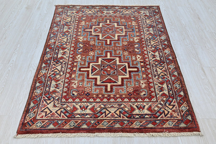 brown Accent rug 3' 3" x 4' 9"