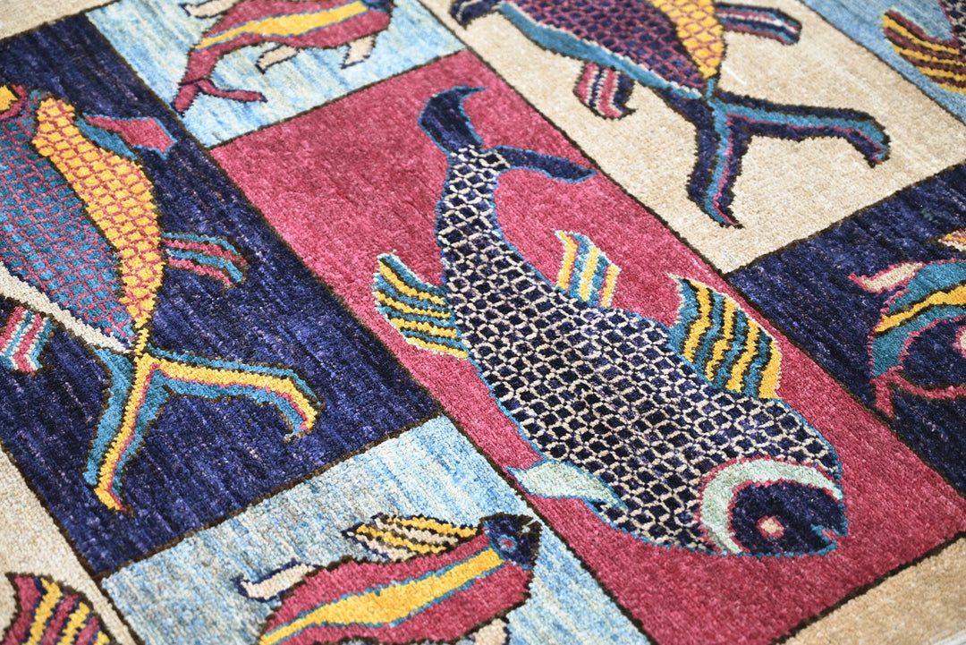 brown Accent rug 3' 2" x 4' 10"
