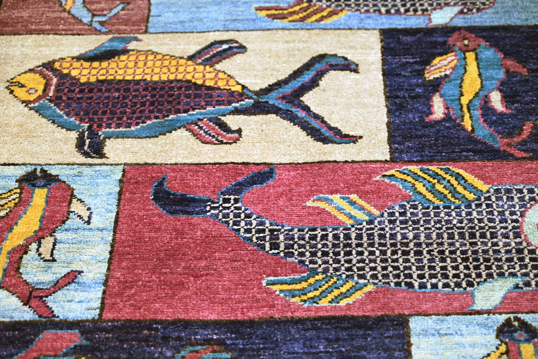 brown Accent rug 3' 2" x 4' 10"