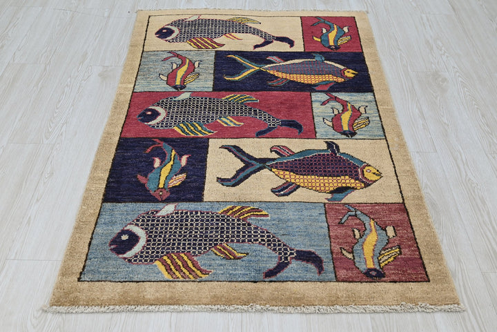 brown Accent rug 3' 2" x 4' 10"