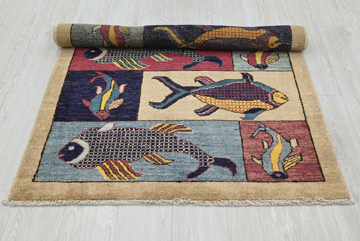 brown Accent rug 3' 2" x 4' 10"