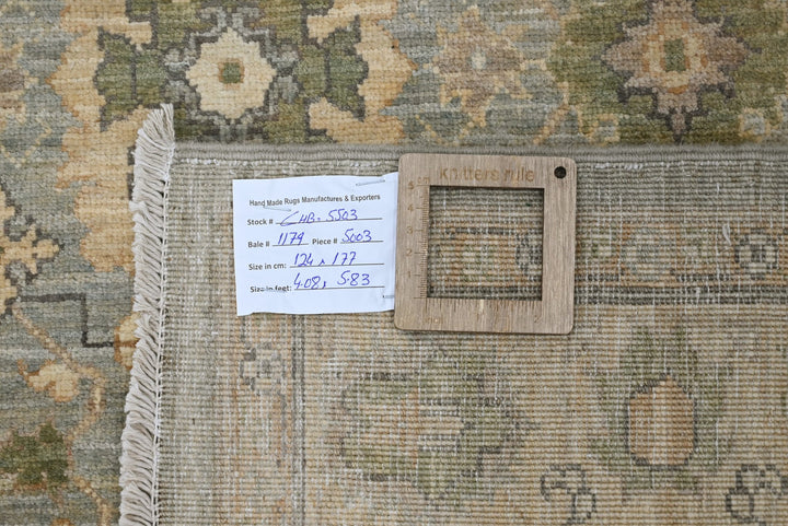 blue Accent rug 4' 1" x 5' 10"
