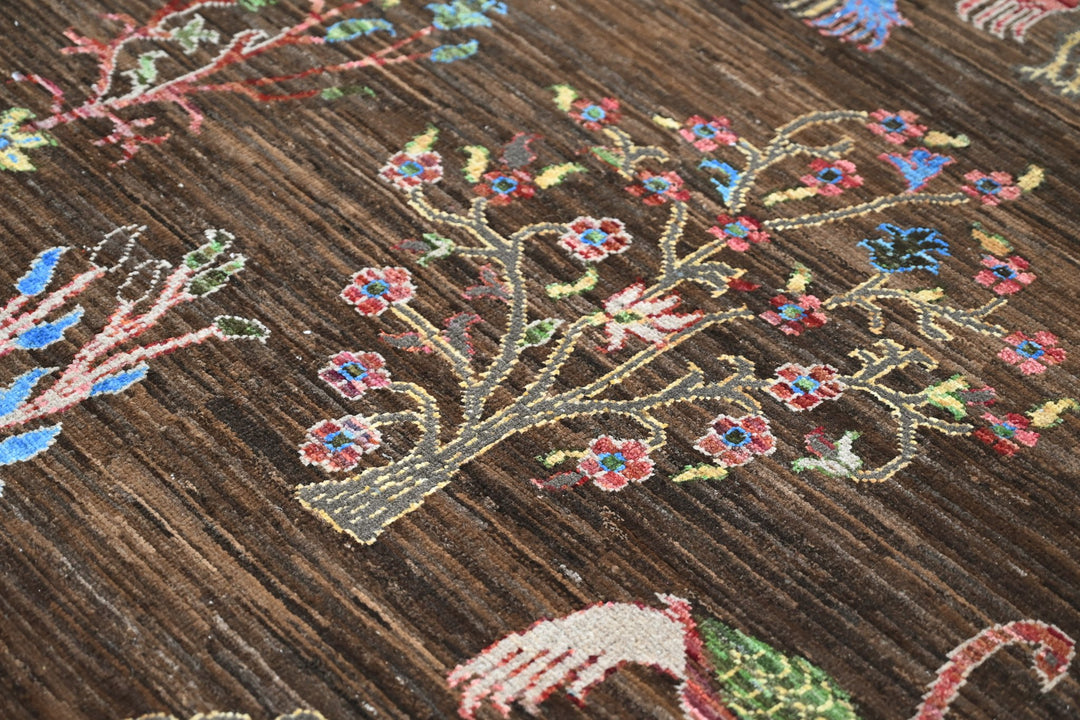 brown Accent rug 3' 4" x 4' 11"