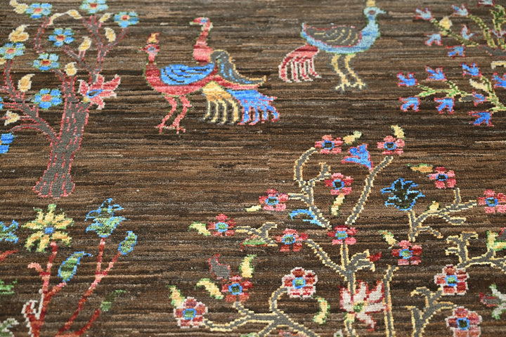 brown Accent rug 3' 4" x 4' 11"