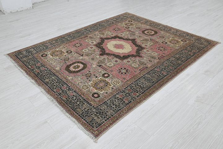 gray Medium rug 5' 0" x 6' 5"