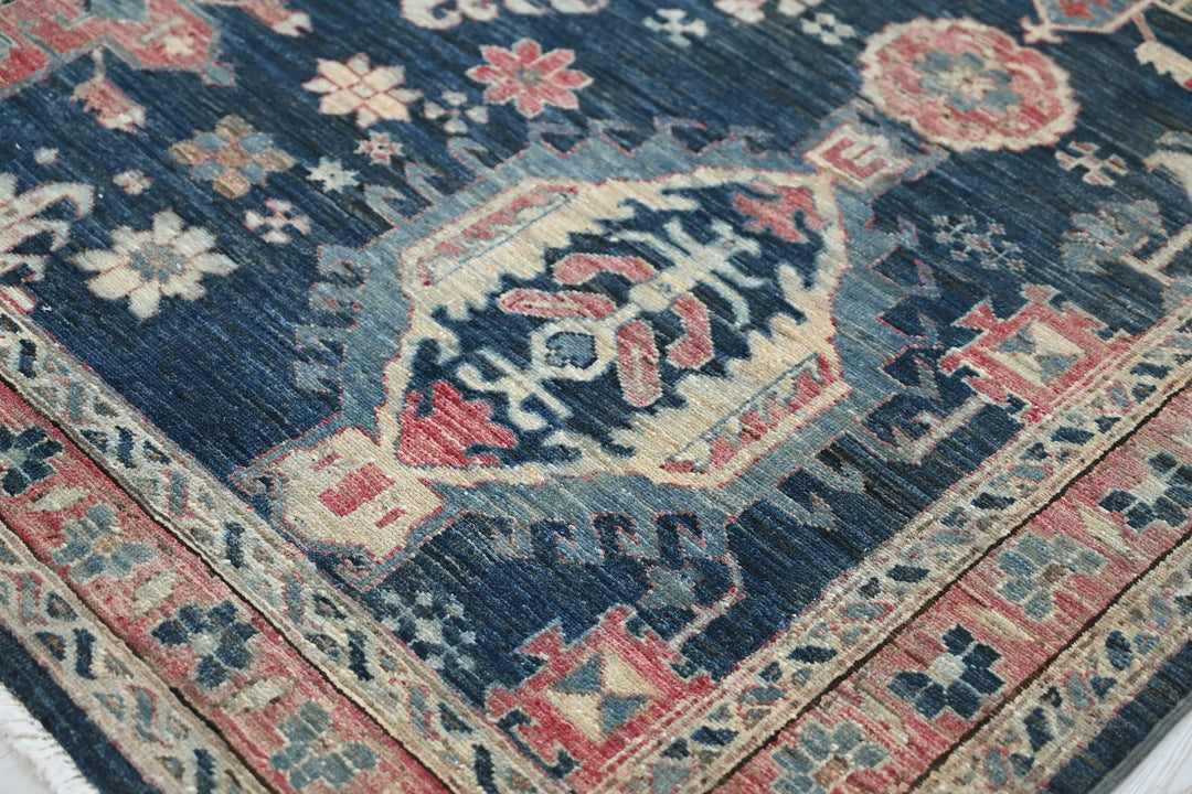 blue Medium rug 5' 1" x 6' 5"