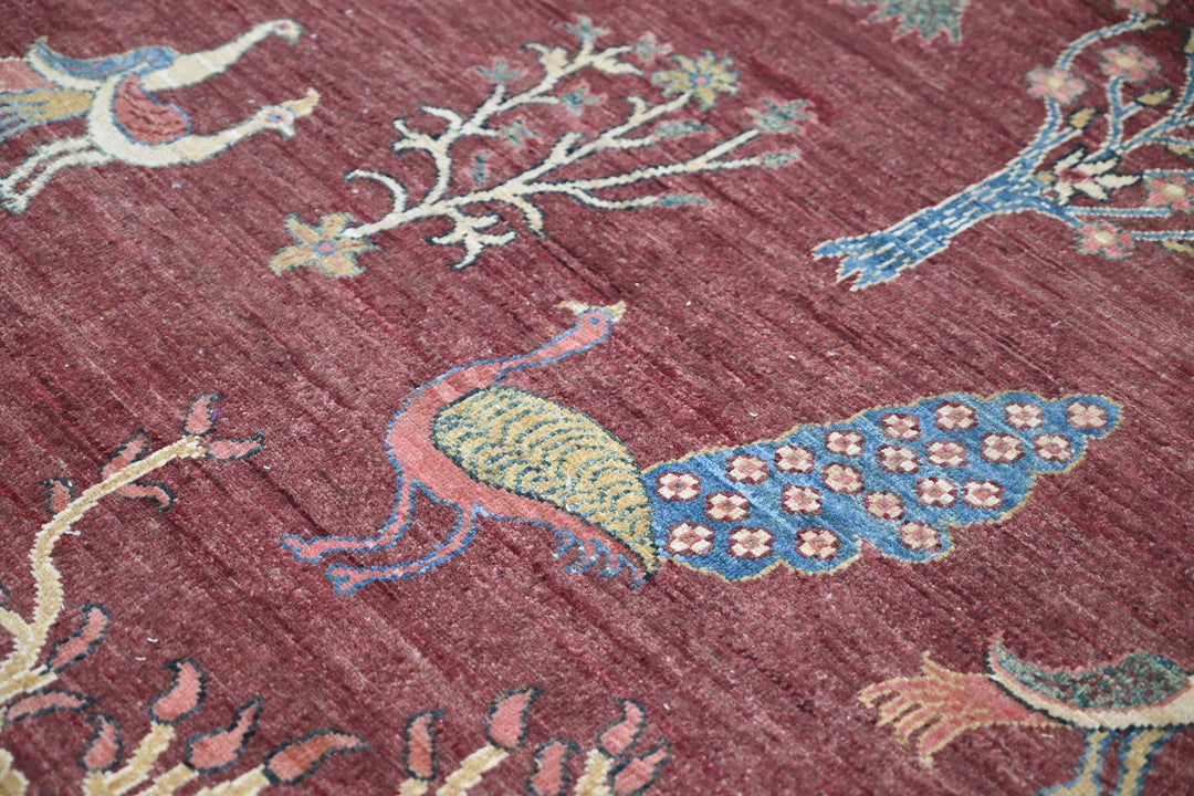 red Accent rug 4' 1" x 5' 10"